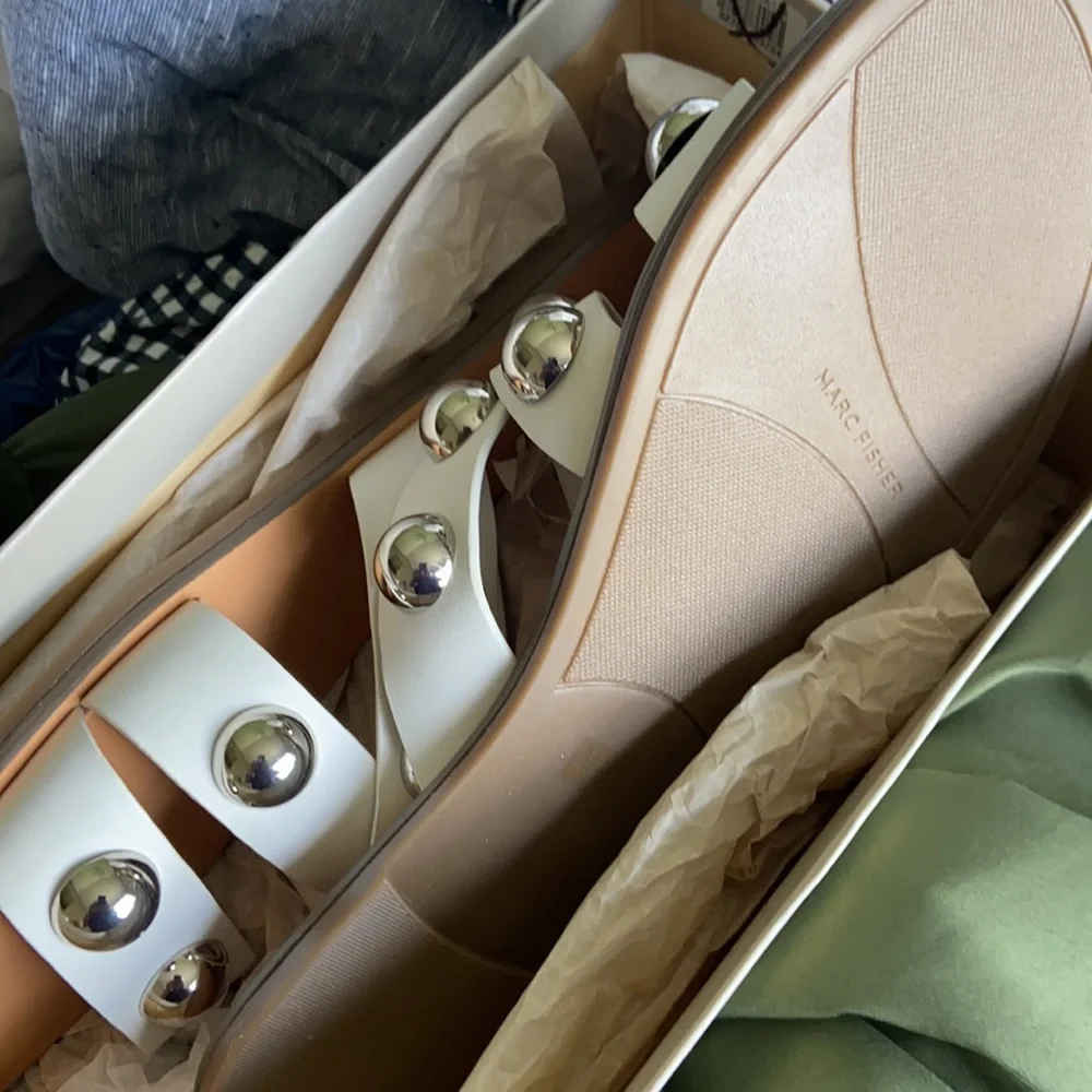 New marc fisher sandals - Picture 6 of 10